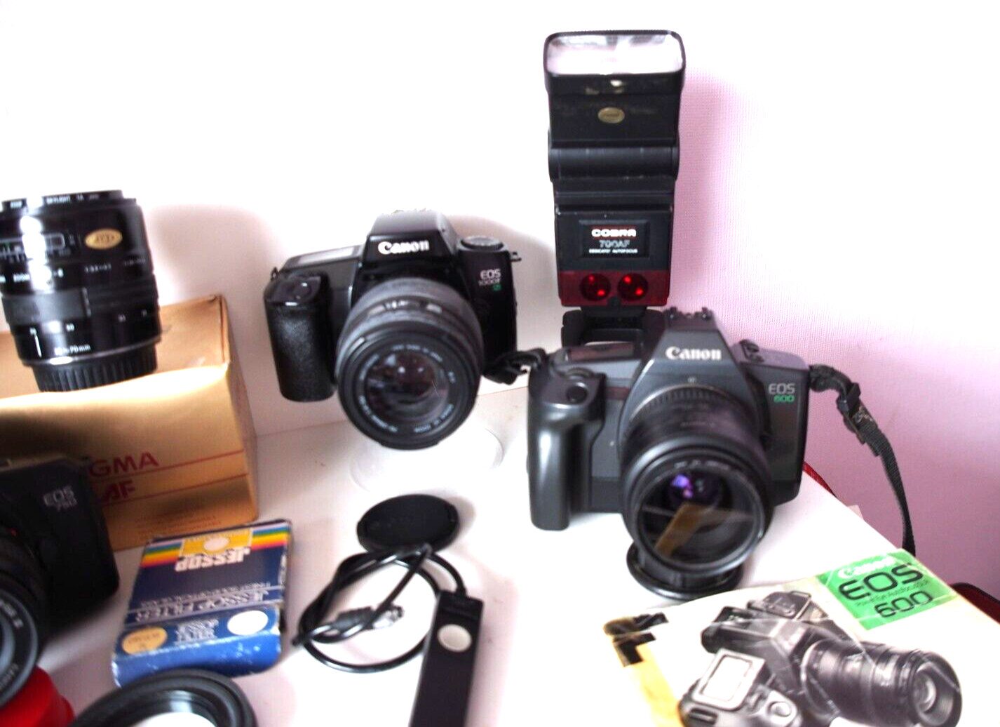 CANON EOS 35mm FILM CAMERA JOB LOT BUNDLE. EOS750,600 & 1000N. 2 CANON