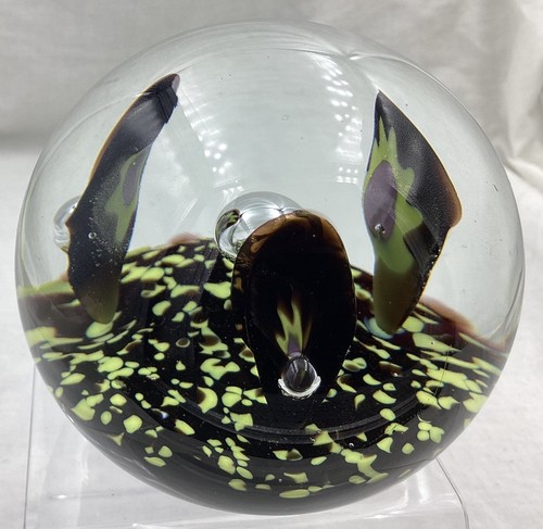Caithness Glass Paperweight (TROPICANA YELLOW) 1972 By PETER HOLMES. - Picture 4 of 8