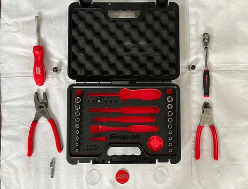 SEALED - Snap-On Tools 31pc 1/4 Associates Service 100th Anniversary Set - Picture 3 of 12