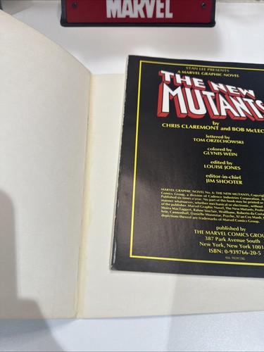 Marvel Graphic Novel #4 The New Mutants 1st Team New Mutants Key. 1st White Rook - Picture 9 of 9