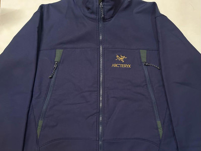 Arc’teryx 金刺繍 Gamma SV Jacket サイズM Navy Arc'teryx Men's Gold Embroidery Navy Gamma SV Jacket Size L
