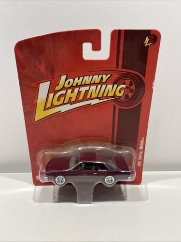 2010 Johnny Lightning 1/64 Purple 1981 Chevrolet Chevy Malibu G34 - Picture 1 of 4