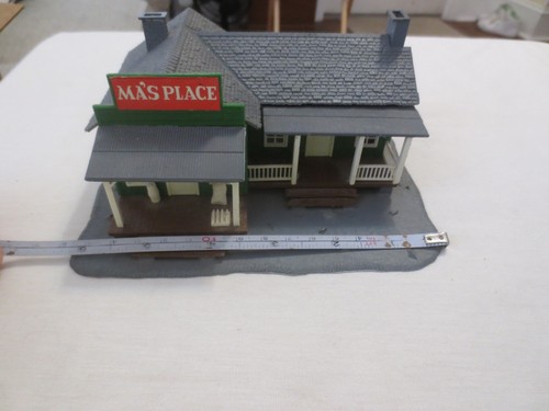TYCO SCALA HO MA'S PLACE BUILDING realizzato da Pola - Foto 8 di 12
