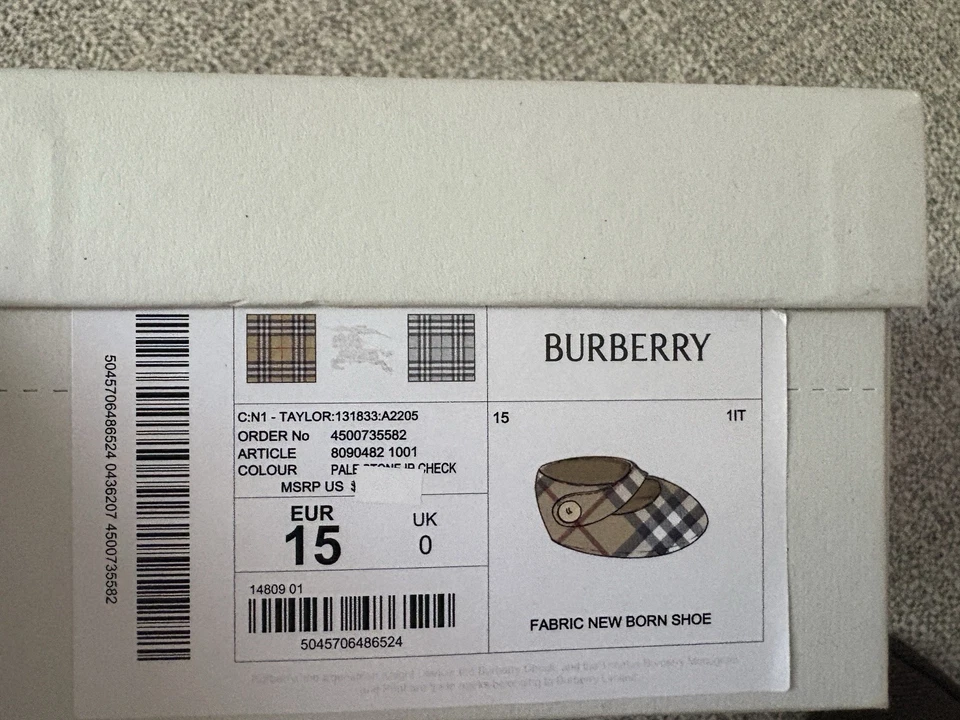 Zapatos planos Burberry para niños Mary Jane en piedra pálida talla 15 EE. UU. 0 Foto 4 de 4