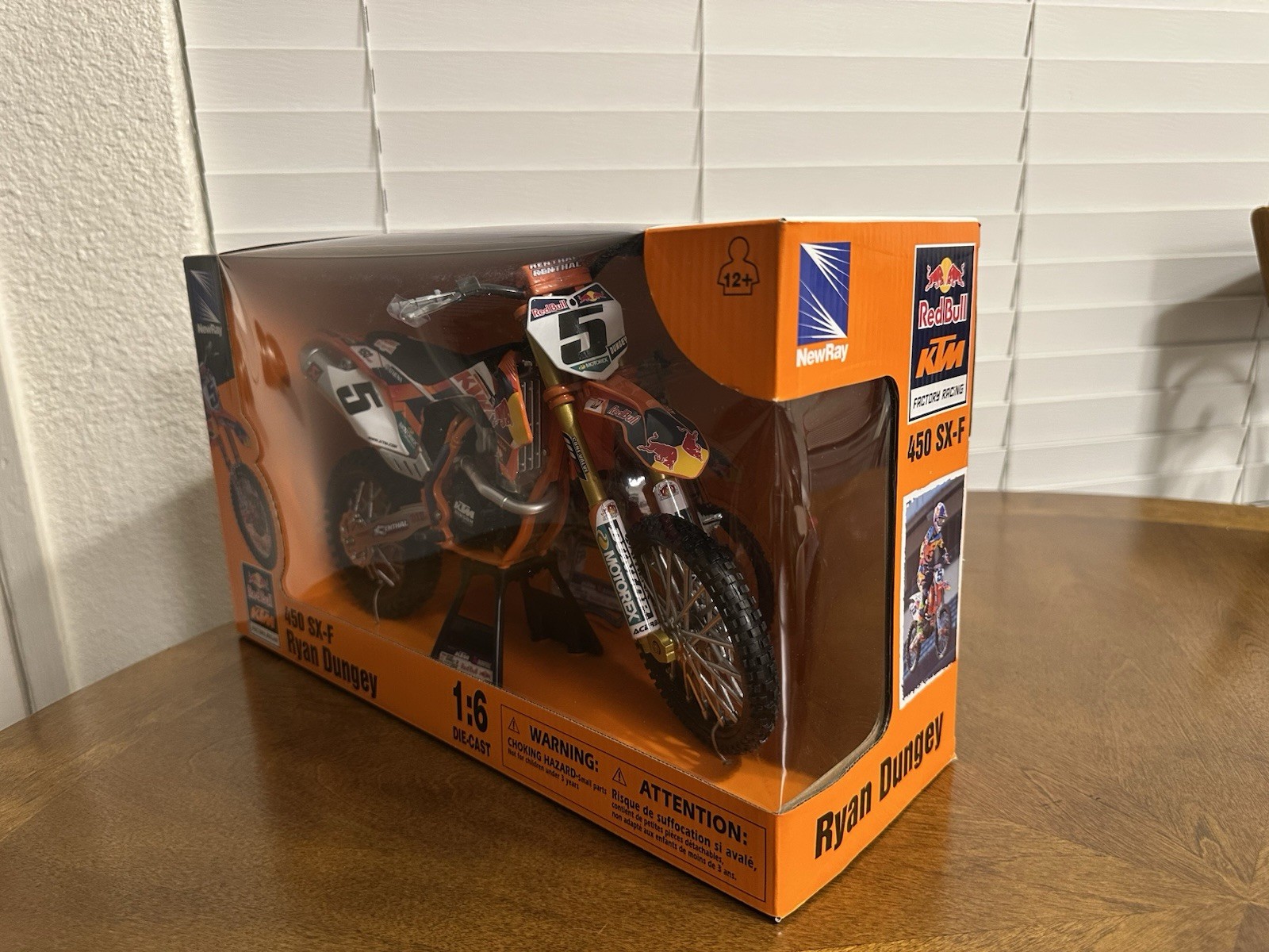 Picture 8 of 24
