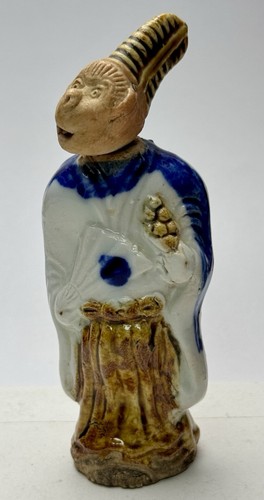 1880’s Standing Hirado Porcelain Netsuke with Tongue that pops in & out! ( SHC ) - Bild 6 von 9