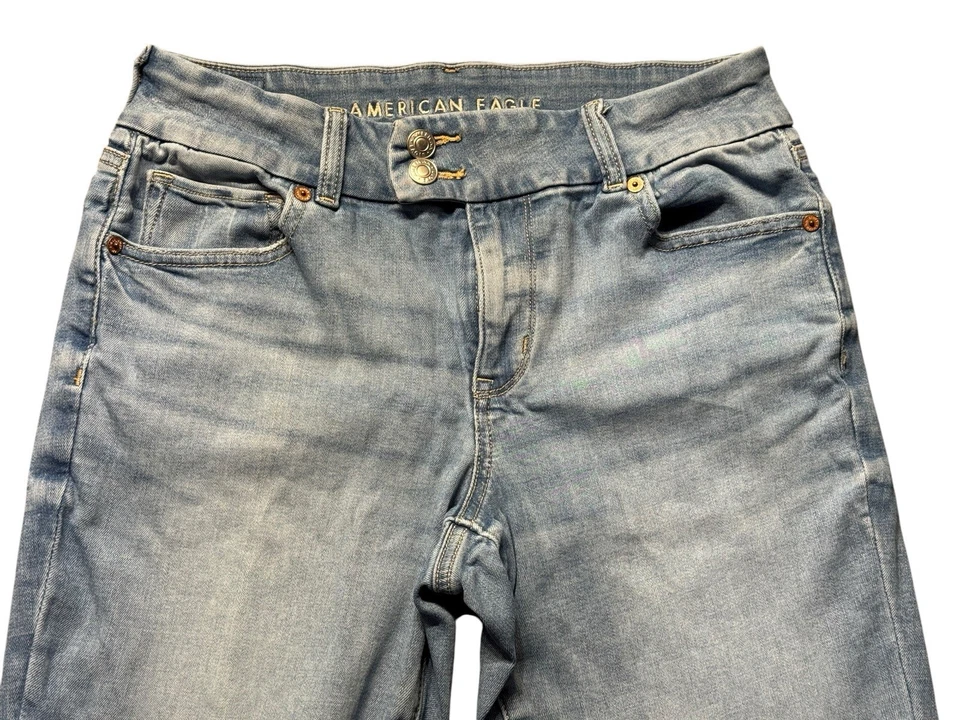 Pantalones de mezclilla American Eagle para mujer 8 largos curvilíneos tiro alto ajustados lavado ligero Foto 3 de 4