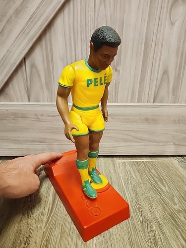 Figura de fútbol Pelé Vintage 1974 Big Kick 10" de alto Coleco muy rara, falta pelota - Imagen 2 de 7
