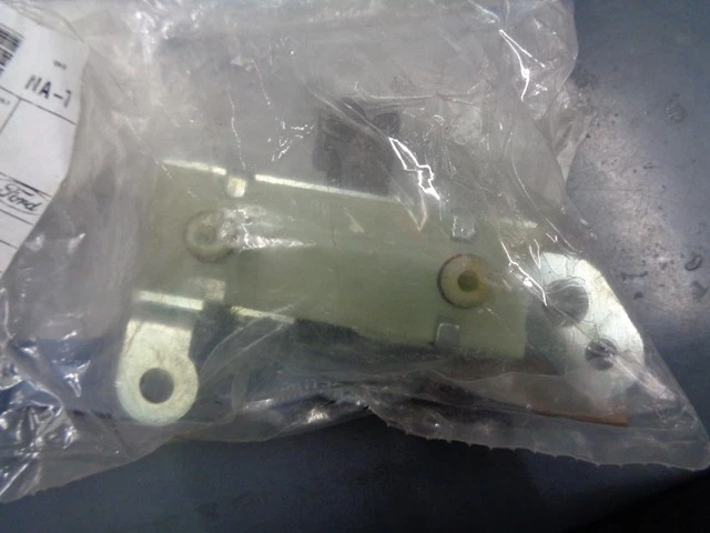 Подлинный соленоид управления автоматической коробкой передач Ford 6L3Z-7G484-A - Изображение 2 из 3