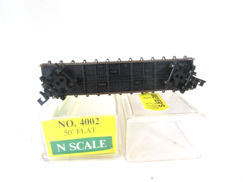 Model Power N Scale Trains 4002 50' Flat Car ATSF 933253 w/Containers Brown E5 - Picture 3 of 4