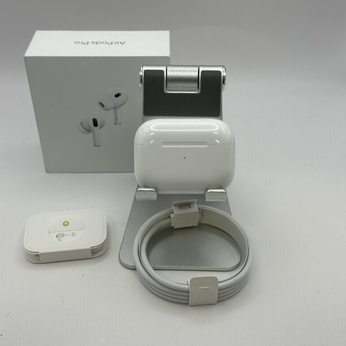 Apple AirPods Pro (2nd Gen.) USB-C White - Excellent Condition w/ Bundle!!