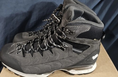 Hanwag Makra Trek GTX Hiking Boots Asphalt Grey Mens Size 9 New No Box Defect
