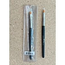 2-PC AMAZING COSMETICS CONCEALER BRUSH, NEW