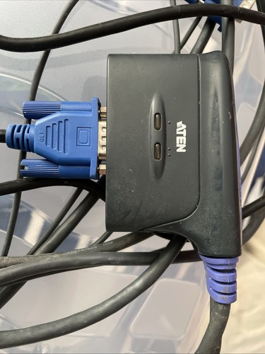KVM Switch (Cable 1.8m) ATEN (CS-62U) 2 Port USB VGA/Audio Cable - Photo 2/5