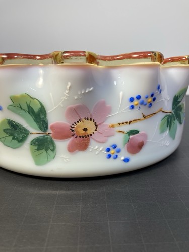 ANTIQUE VICTORIAN CASED GLASS BRIDES BOWL/HAND PAINTED WITH FLORAL ENAMEL. NICE! - Picture 10 of 15
