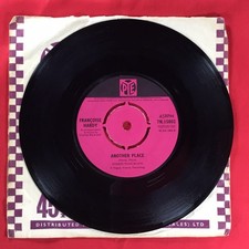 Franchise Hardy, All Over The World/ Another Place, 7’ Vinyl Single Pye Records