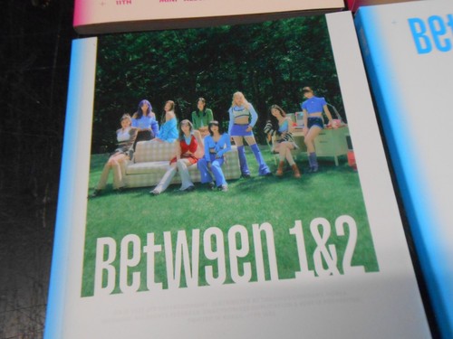 Twice K-pop Between 1&2 Photobook and CD Both Pink & Blue No Photocards VG/EXC - Picture 4 of 11