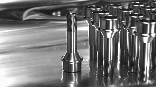 20Pcs Ferrari Titanium Lugs Bolts M14x1.5 62mm for 10mm Spacers - Picture 9 of 17