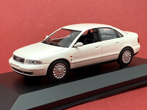 Audi A4 weiß Maxichamps/Minichamps Maßstab 1:43 OVP NEU - Picture 3 of 5