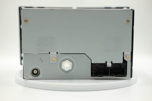 2009 Saturn Aura Gray Radio AM FM stereo mp3 CD Player w Aux Input 25833954 - Picture 2 of 3