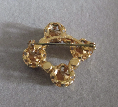 Vintage Purple & Pink Austrian Crystal Brooch Pin 7/8" Diagonal Square Gold Tone - Picture 4 of 5