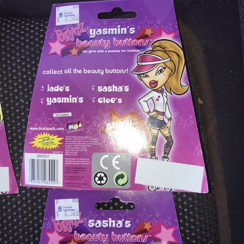 New Bratz Beauty Fashion Buttons Lot Of 4 Jade, Yasmin, Sasha & Cloe 3 Per Pack - Picture 9 of 10