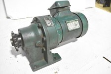 SUMITOMO HM3097B SM-CYCLO 3-PHASE INDUCTION MOTOR 1/3 HP 4P TYPE TC-F