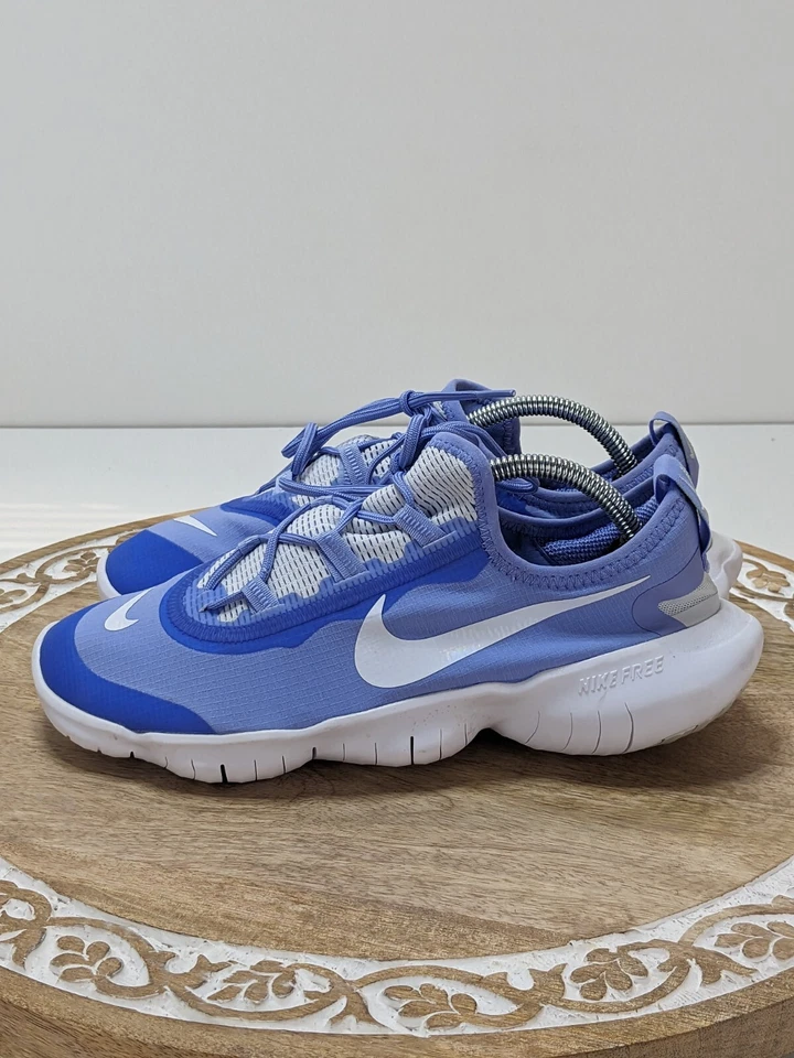 耐克 AIR FREE RN 5.0 GS 蓝色跑步机女式 7.5 码青少年 6Y CJ2079-500 — 第 3/4 张图片