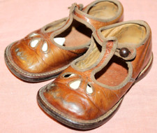 Antique Brown Leather Toddler or Large Doll Mary Jane Shoes 5 1/4" long