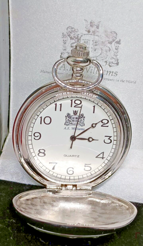A E Williams Mens Pewter Cover Insert Hunting Scene Pocket Watch - VGC/Working - Picture 3 of 8