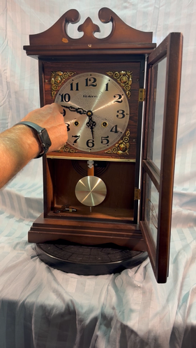 Vintage Rolens 31 Day Wall Table Chime Clock w Key Made In Korea. Works. Video - Video 1 of 1