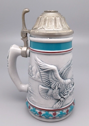 Avon Endangered Species Mini Stein #10633B "The Bald Eagle" 1990 - Picture 1 of 13