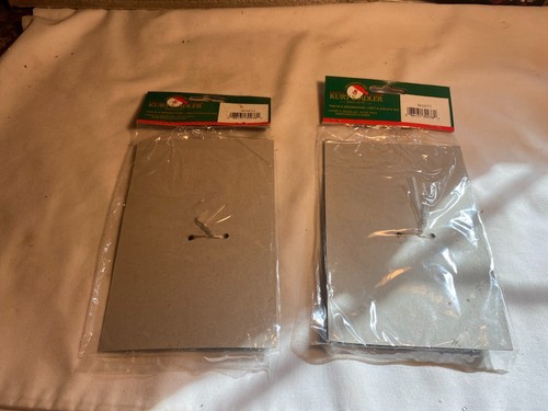 Lot of 2 Kurt S. Adler Resin Saddle Ornaments - Picture 4 of 4