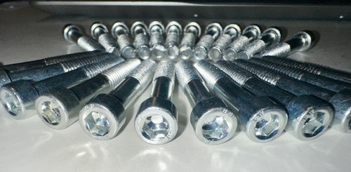 (24 piezas) Perno de junta CV hexagonal Junta CV Super Beetle Bug Bus T-3 Thing Vanagon - Imagen 1 de 4