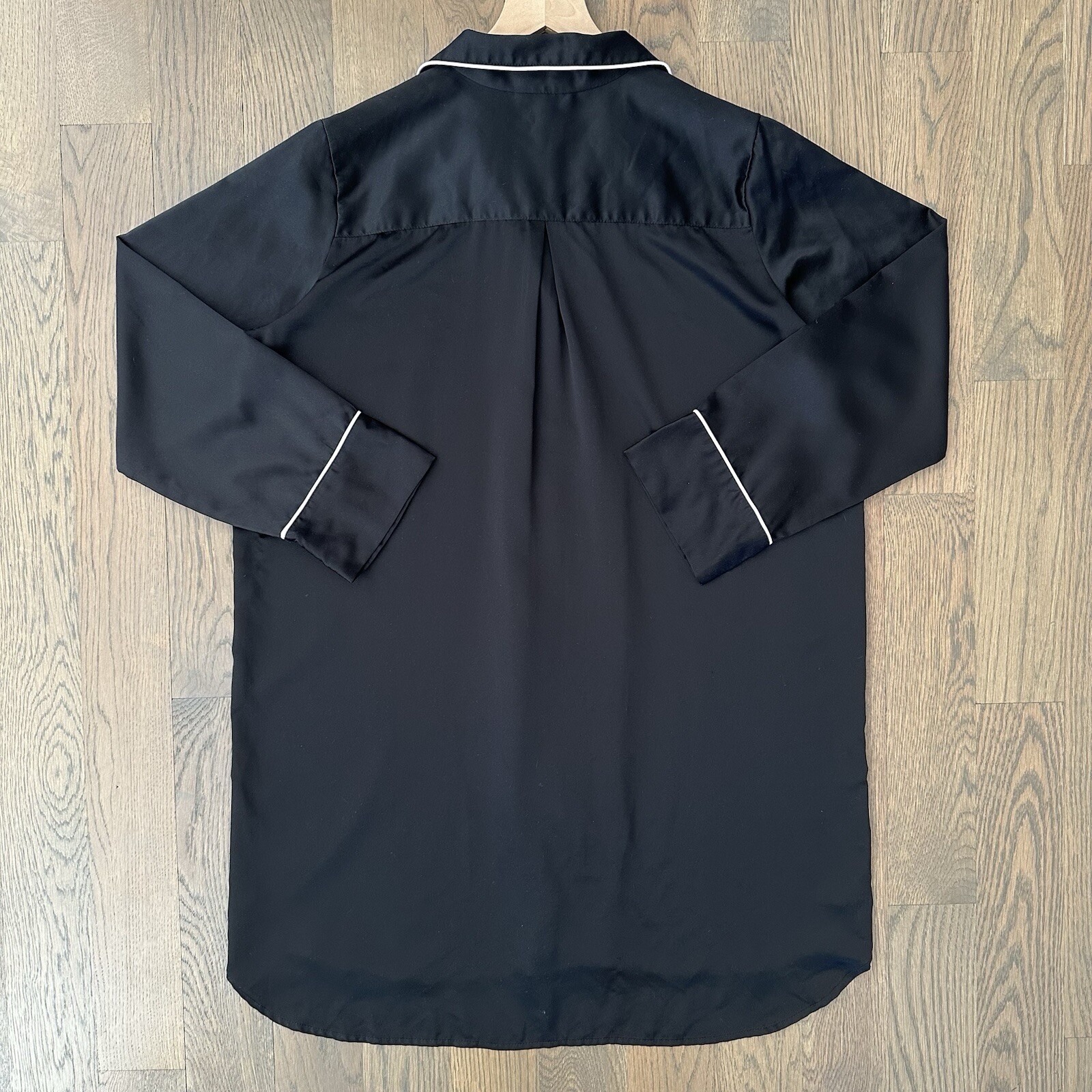 Natori Womens Charm Essentials Solid Button Down … - image 5