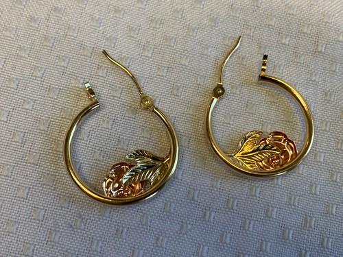 14K Yellow & Rose Gold Floral Hoop Earrings .97g Fine Jewelry Leverbacks - Picture 6 of 24