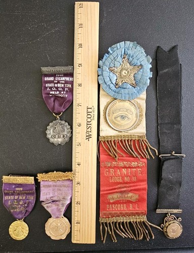 Lot of Five Antique Pins Ribbons Badges I.O.O.F. NY RI 1917 1921 1929 - Picture 21 of 21
