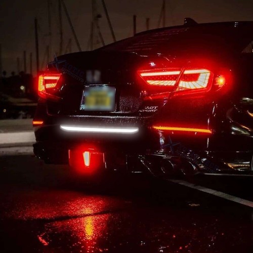 Set Strong Reflective White Glowing Night Safety Warning Decals for Cars, SUVs - 第 13/14 張圖片