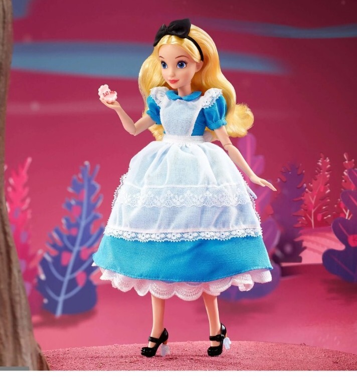 Disney - ALICE IN WONDERLAND Barbie 不思議の国のアリスバービー Disney Collector Alice In Wonderland Barbie (HLX68) 2023 for