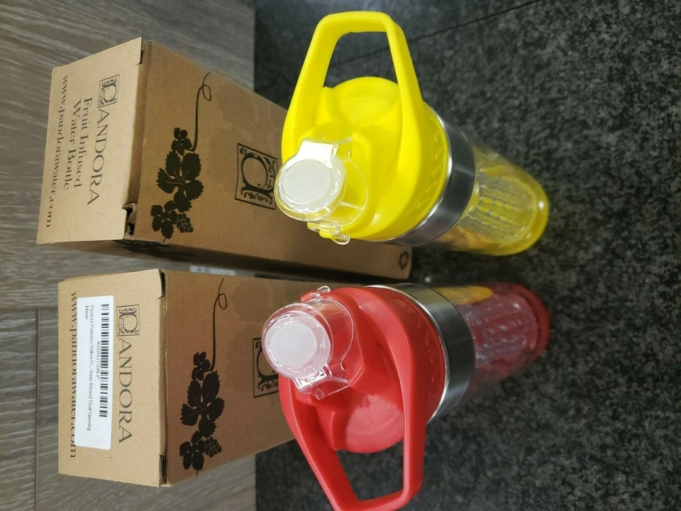 2 botellas de Pandorafrut.  Botella de agua infusora de frutas de carga inferior 24 oz, venta en EE. UU. Foto 2 de 4