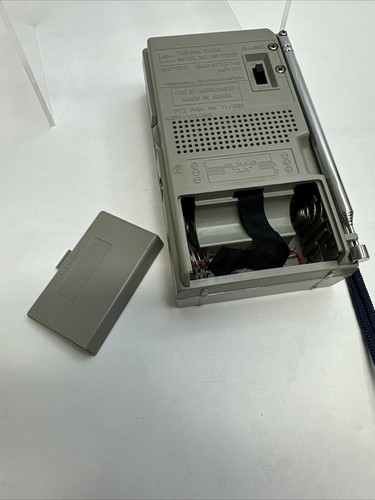 Vintage Toshiba AM/FM Portable Radio RP-1150F Tested And Working Antennae Strap - Picture 10 of 12
