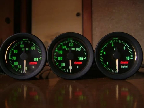 OMORI MECHANICAL TRIPLE OIL PRESSURE, OIL & WATER TEMPERATURE φ52 LED GAUGE
