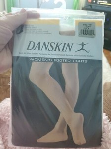 Danskin Womens Ultra Shimmery Footed Tights 1331