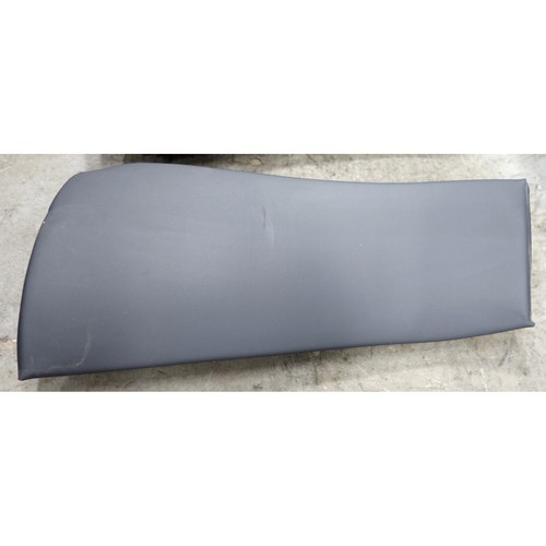 2004-2006 BMW E83 X3 SAV Rear Seat Side Backrest Bolster Pair Black Vinyl OEM - Picture 5 of 6