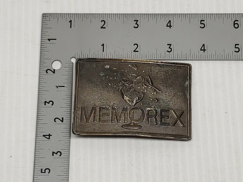  VINTAGE 1976 OFF TO THE RACES  MEMOREX  GLASS SHATTERING TAPE BUCKLE - Picture 5 of 5