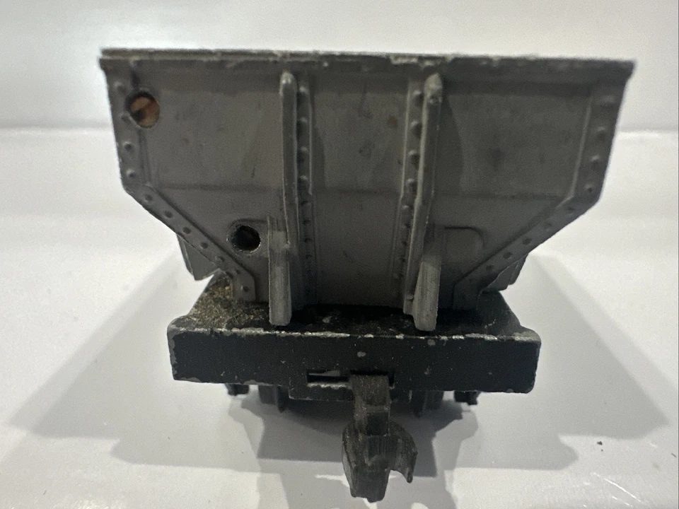 Vintage TTR Trix Dump Car Made In England 2axle 4 Wheel - Image 4 of 4