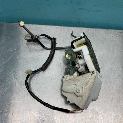 1990- 1993  accord 2dr coupe Passenger RF door latch OEM Electric - Picture 4 of 7
