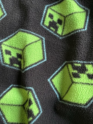 Boys Minecraft Game Creeper Faces Fleece Pajama Pants Tag Size 10-12 / Runs 8-10 - Picture 3 of 7