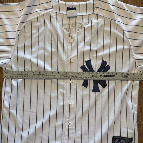 Derek Jeter Jersey New York Yankees Majestic Home Size 44 3000 Hit Patch - Picture 10 of 12