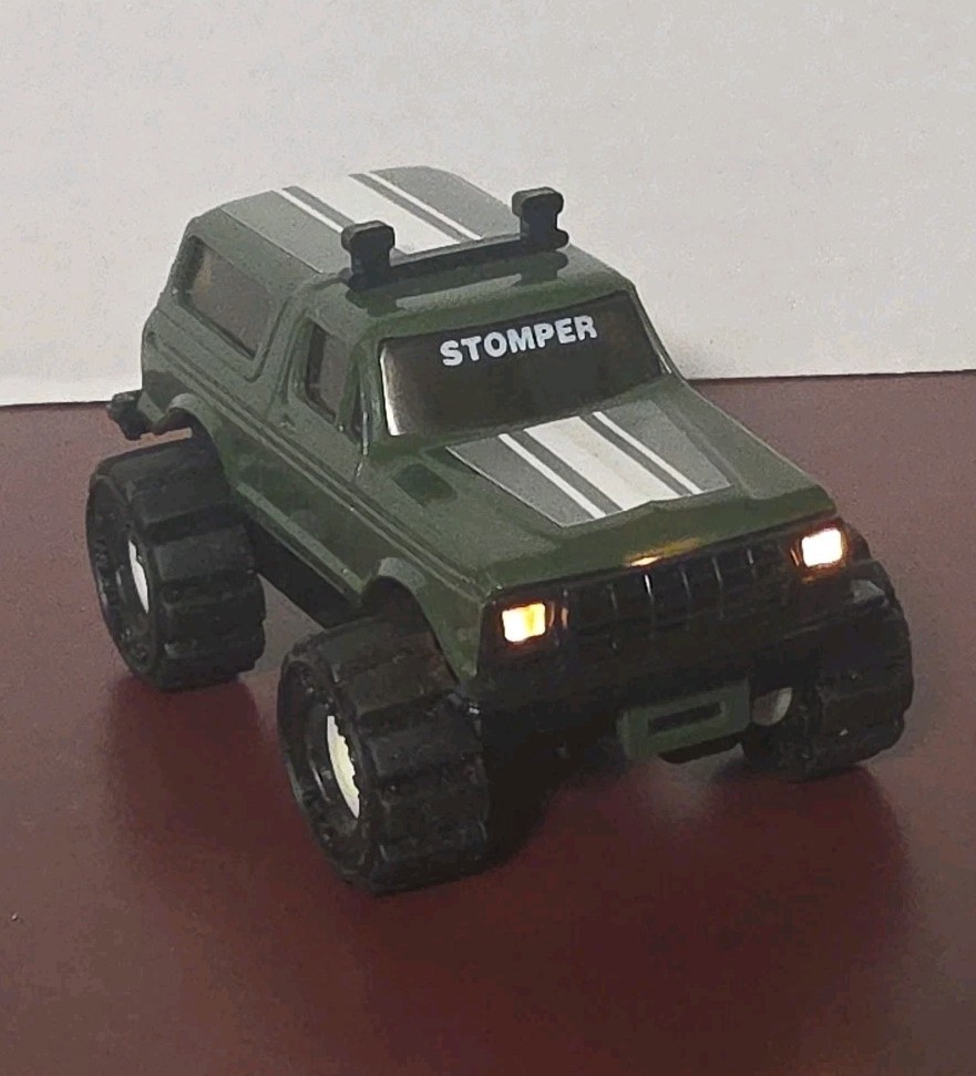 Picture 2 of 24
